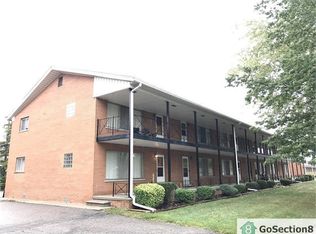 23500 Kelly Rd APT 9, Eastpointe, MI 48021