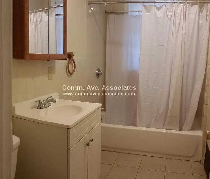 21 Roseclair St #2 — Photo 14