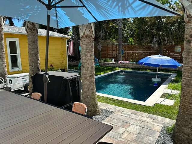 203 Oleander St #COTTAGE — Photo 12