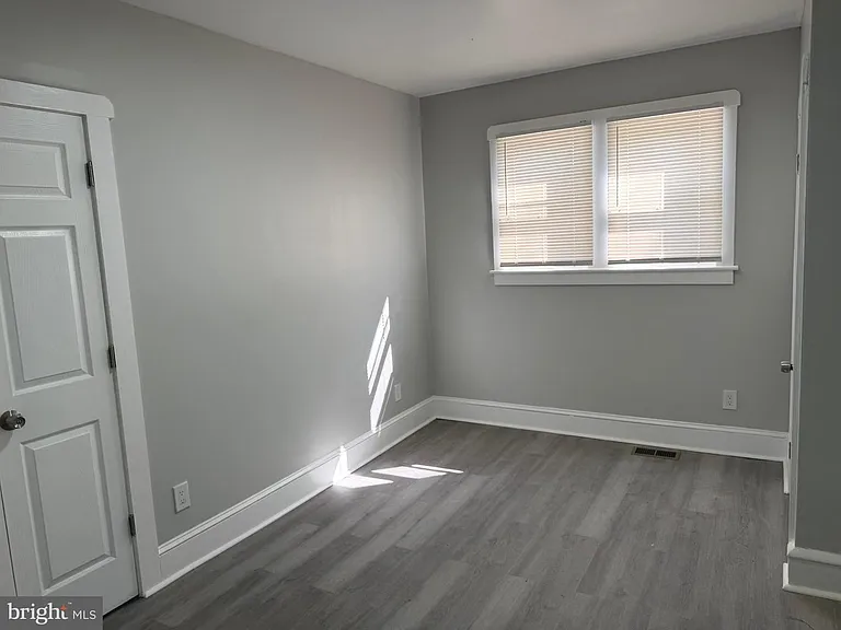 244 Mansion Ave — Photo 18