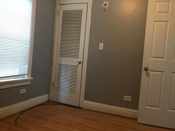 5th image of 1009 N 22nd Ave