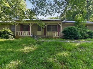 415 4th Ave NE, Aliceville, AL 35442