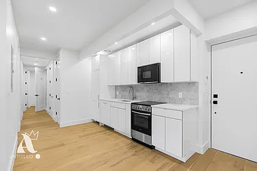 66 Avenue A, #2A