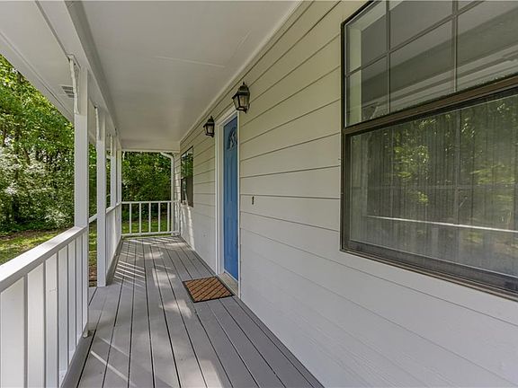 4th image of 6045 Matthew Ln