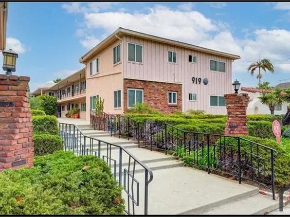 919 E La Palma Dr, Inglewood, CA 90301