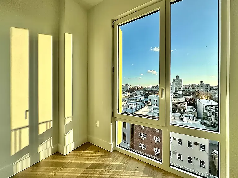 139 Frost St #4D — Photo 27