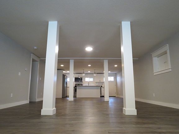 3rd image of 327 Ash St #1