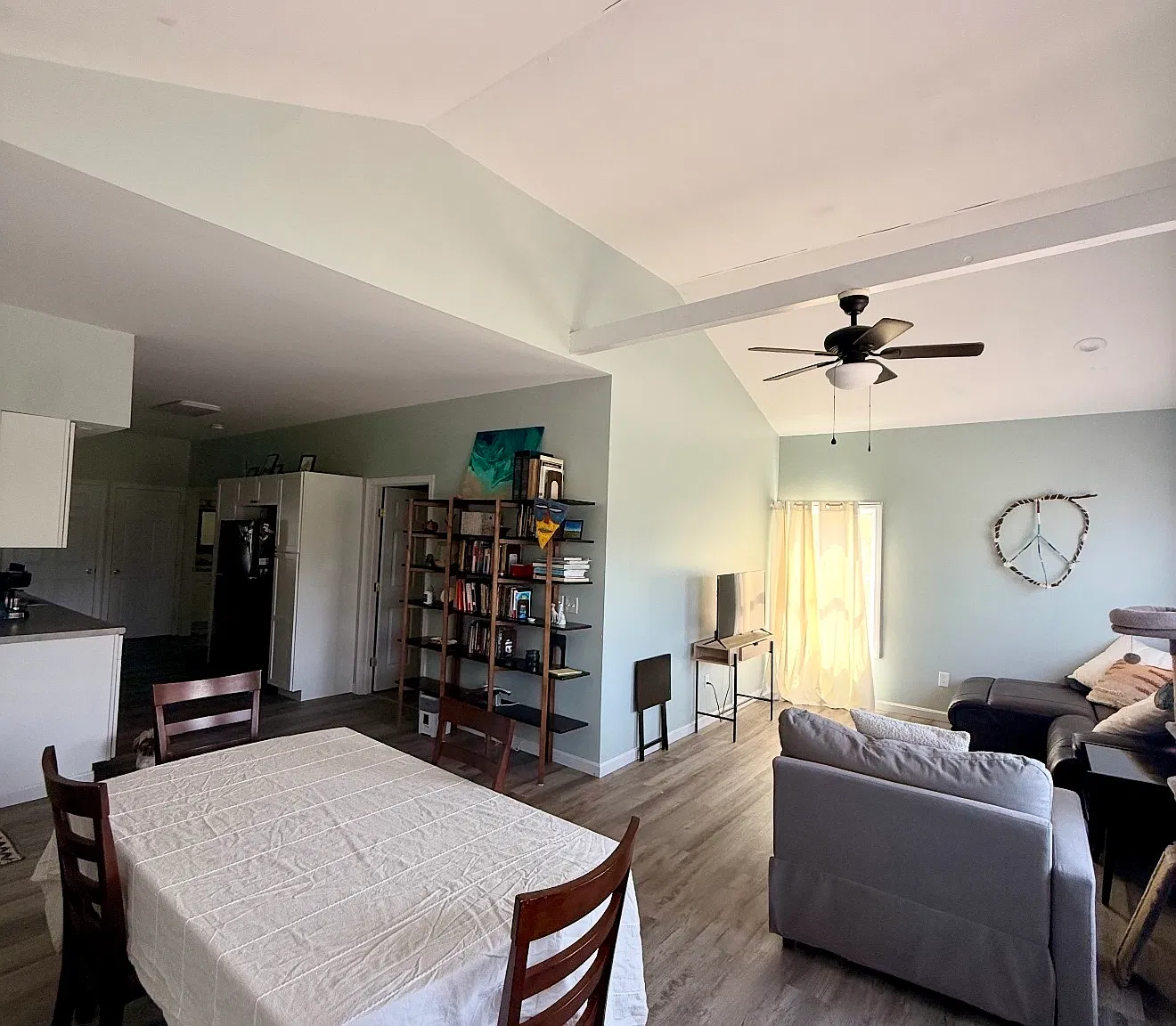 2 bed, 1000 sqft, $2,100 — Photo 3