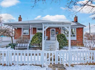 195 Clearbrooke Cir, Toronto, ON M9W2G5