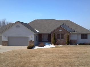 N2255 Clements Rd, La Crosse, WI 54601