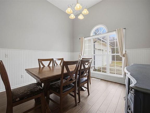 5th image of 6850 Heardsville Rd