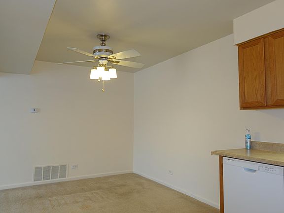 4th image of 614 Tralee Ct APT 1A