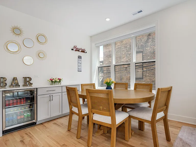 3615 N Wilton Ave #2 — Photo 18