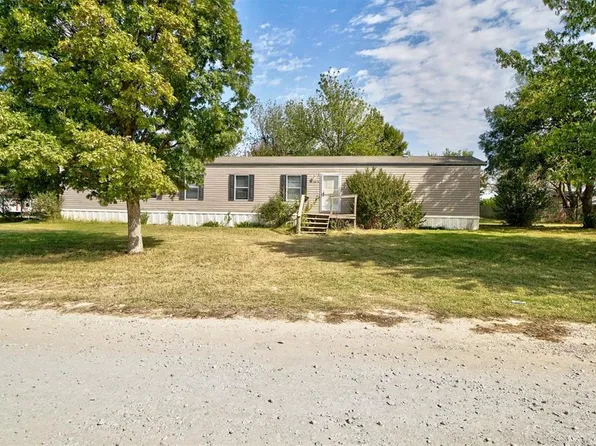 101 Savanna Pl, Shawnee, OK 74804