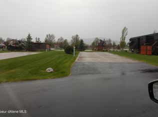 14 Sand Trap Ln, Blanchard, ID 83804