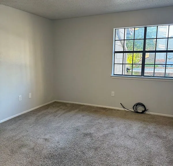883 Dublin Dr #1 — Photo 33