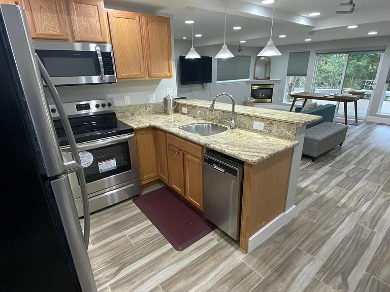 12854 Shorewood Dr SW — Photo 9