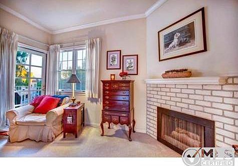 5th image of 4401 Moorpark Way APT 301