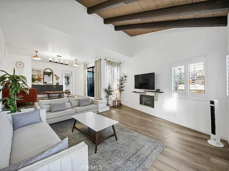 10444 Canoga Ave #40 — Photo 3