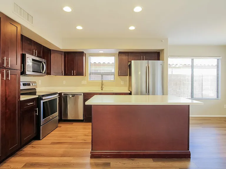 4538 W Fawn Dr — Photo 8