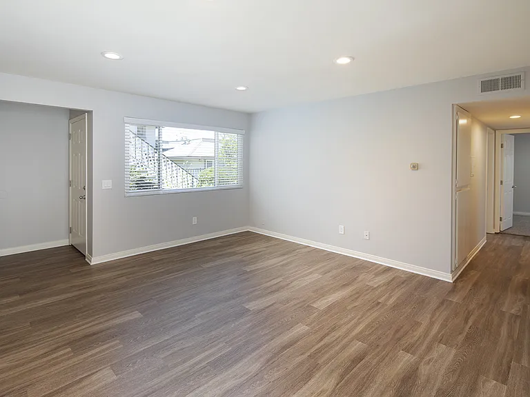 1235 Monique Court — Photo 4