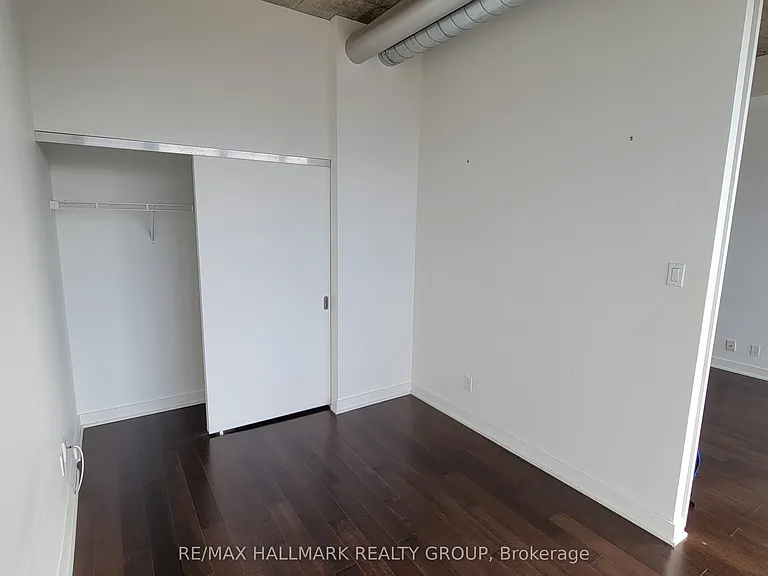 354 Gladstone Ave #907 — Photo 16
