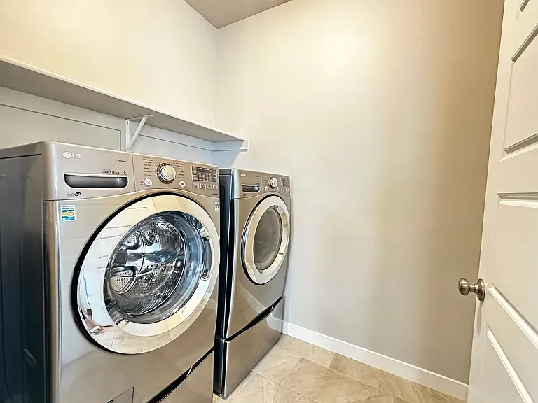 5042 W Willow Way — Photo 21