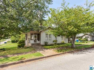 625 E 6th St, Anniston, AL 36207