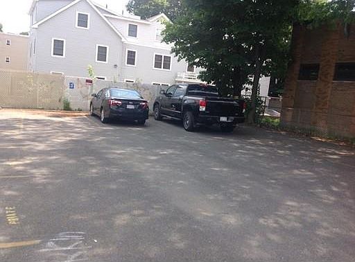 2nd image of 252 Essex St APT 4