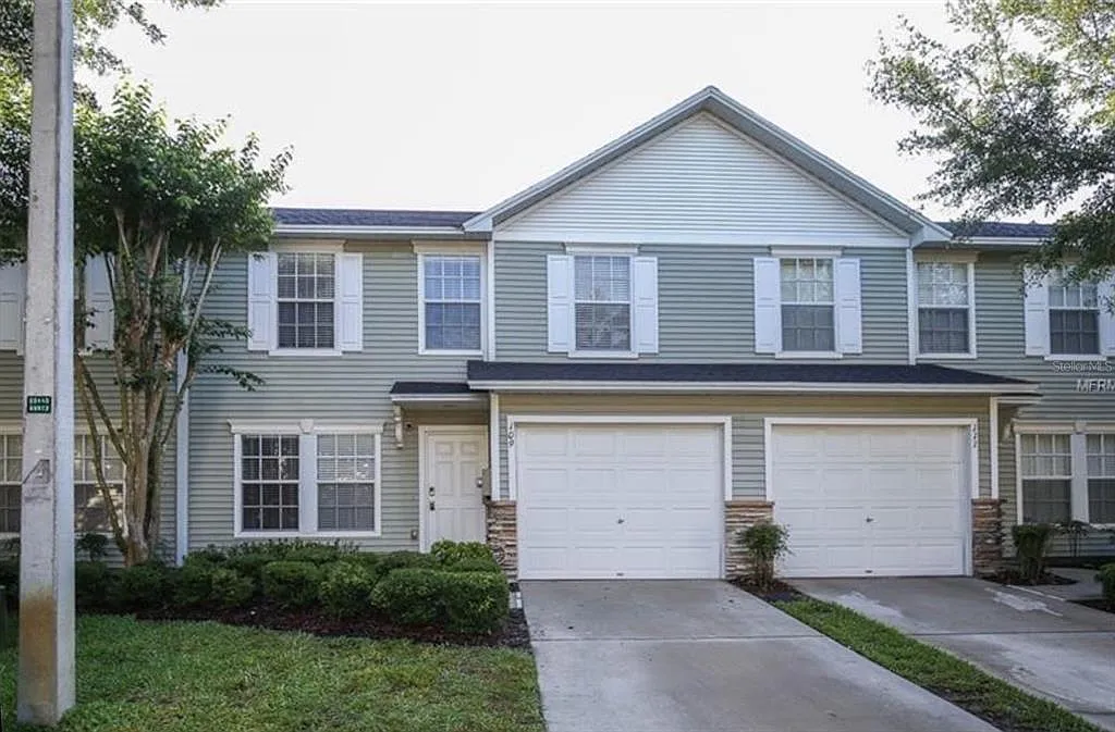 Building Photo - 109 Woodknoll Pl