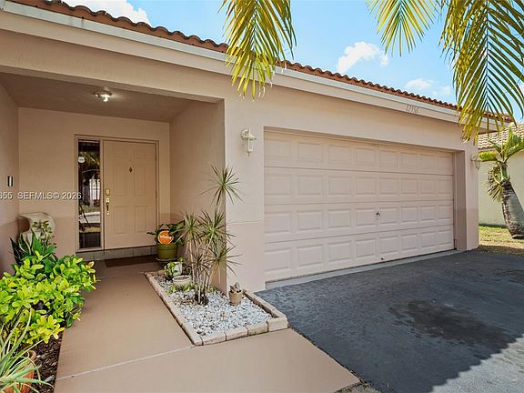 3rd image of 12556 NW 10th Pl