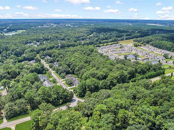 4th image of 9.73 AC Little Neck Road