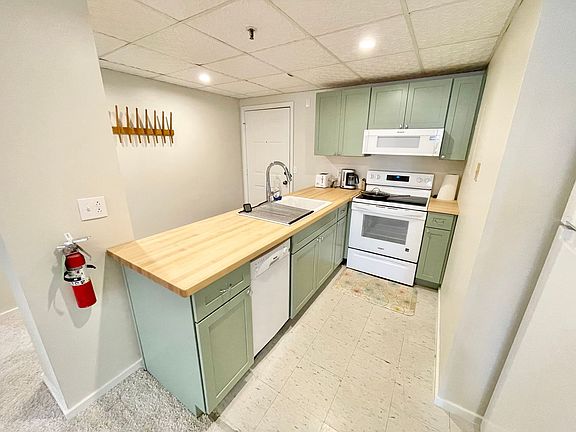 2nd image of 131 Main St