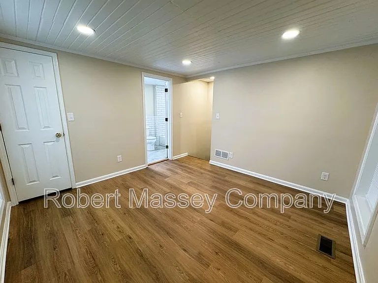1236 Cherokee Rd #4B — Photo 7