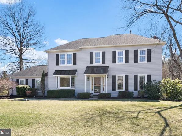 210 E Buchert Rd, Gilbertsville, PA 19525