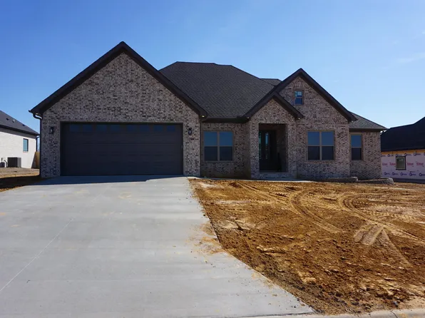 1226 Affirmed Dr, Searcy, AR 72143