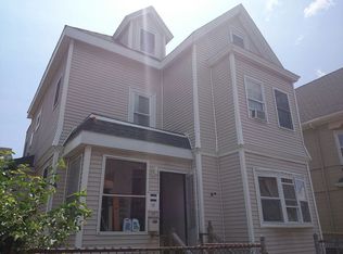 11 Saxton St, Dorchester, MA 02125