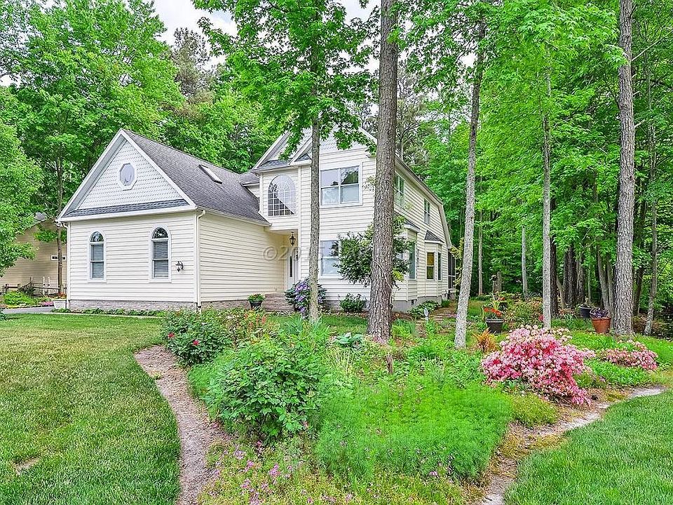 1st image of 12610 Whispering Woods Dr
