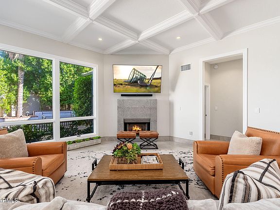 5th image of 3120 E SAN JUAN Avenue