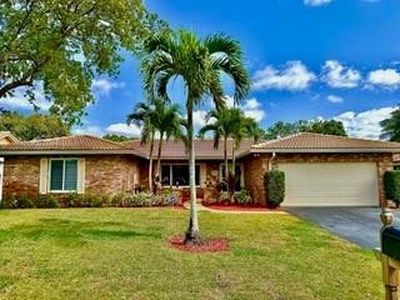 (Undisclosed Address), Coral Springs, FL, 33071