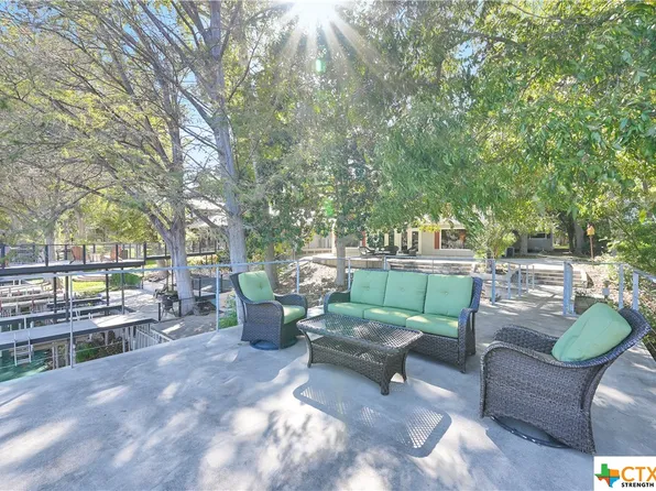 125 Hideaway Ln, Mc Queeney, TX 78123