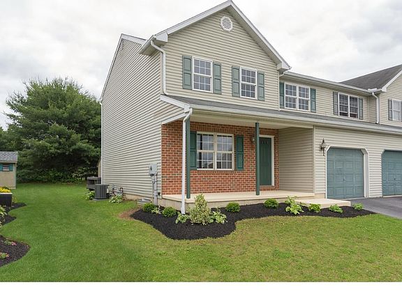 2nd image of 152 Dogwood Dr