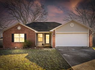 27 Timberwood Dr, Cabot, AR 72023