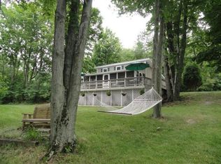 14 Starkey Point Rd, Dundee, NY 14837