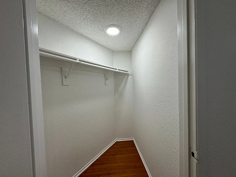 5050 Klump Ave — Photo 28