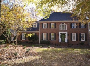 1035 Viewmont Dr, Asheboro, NC 27205