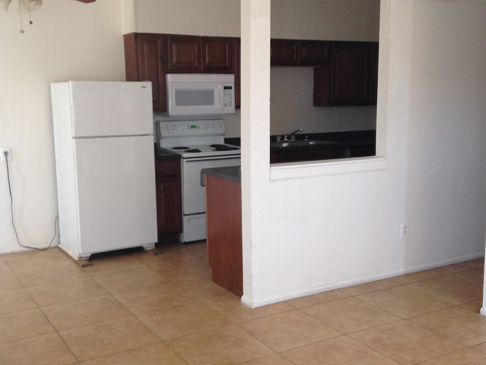 1st image of 2522 W Palo Verde Dr APT A