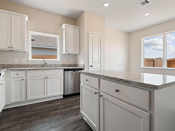 5th image of 328 Fastboy Ln