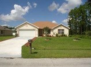 1438 SE Odonnell Ln, Port Saint Lucie, FL 34983