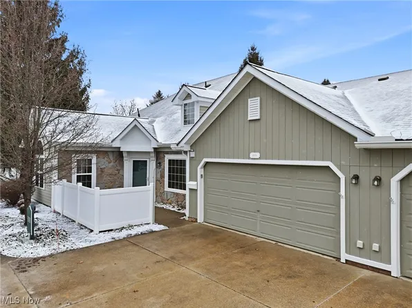 8191 Cyrus Ln, Northfield, OH 44067